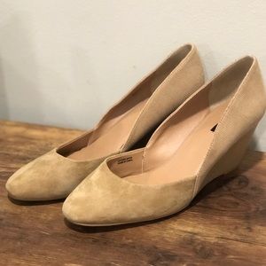 Tahari wedges